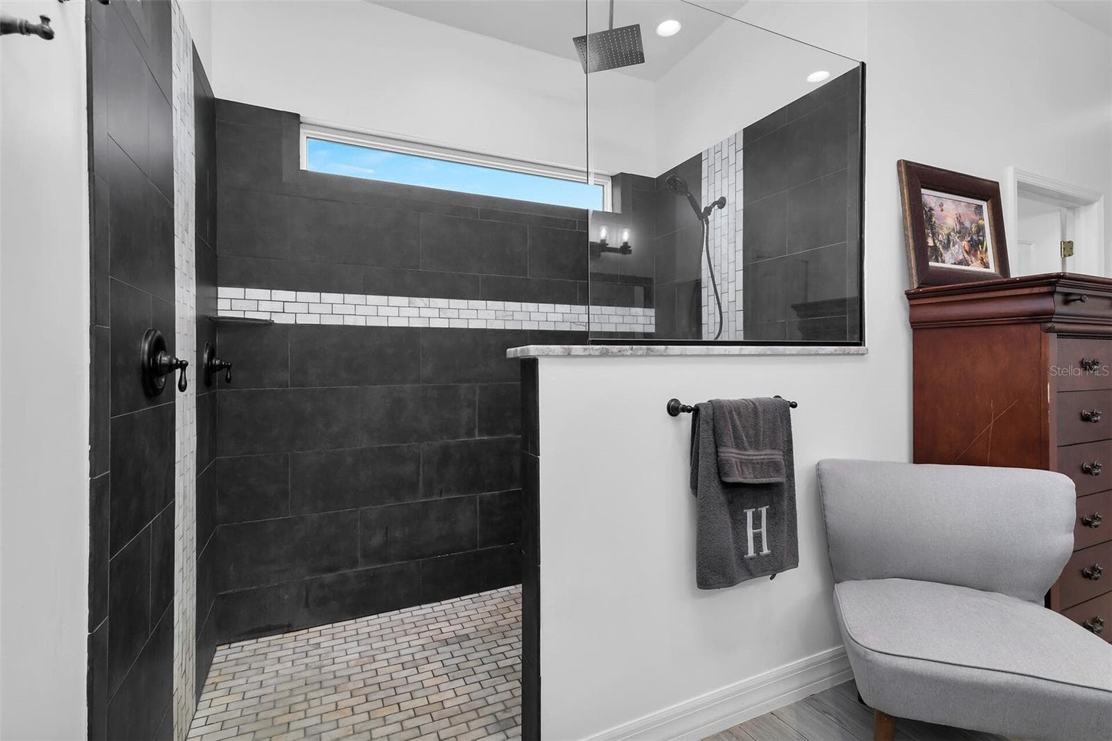 primary shower - 40200 LITTLE FARM RD, PUNTA GORDA
