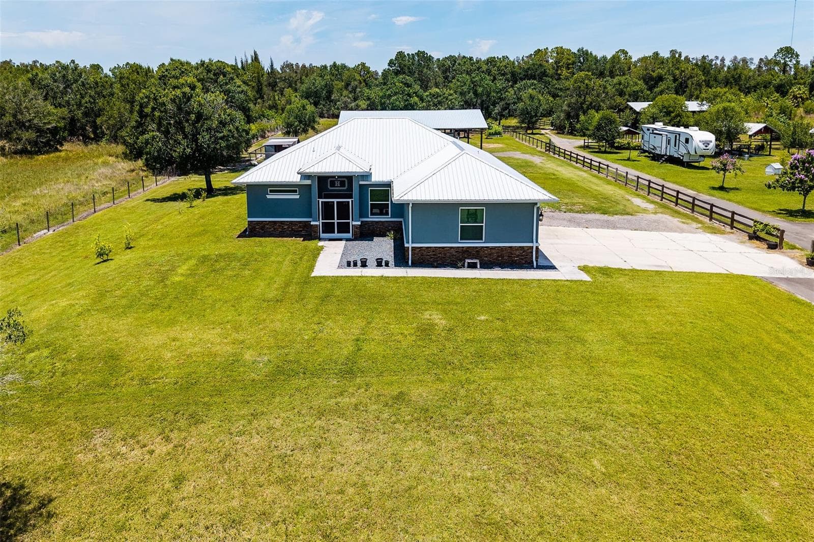 Single Family Residence at 40200 LITTLE FARM RD, PUNTA GORDA, photo 39 of 47