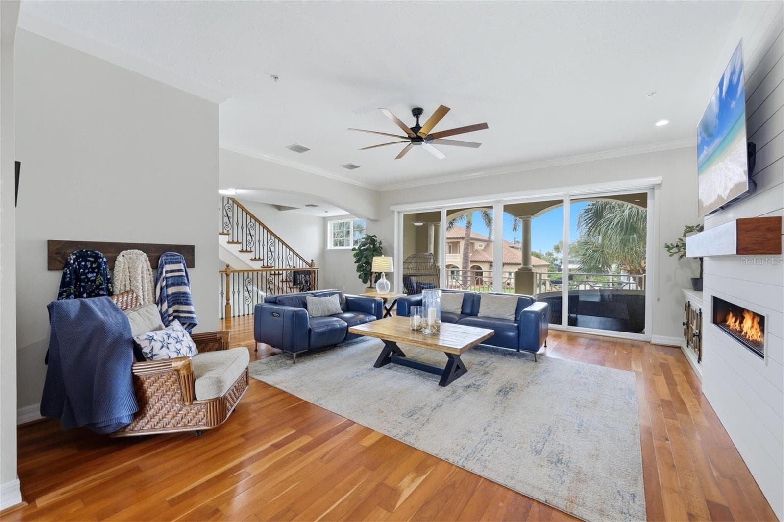 Great Room - 712 GRANADA AVE #2, VENICE