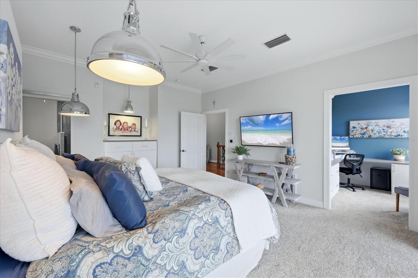 3rd Floor Primary Bedroom (#1) - 712 GRANADA AVE #2, VENICE