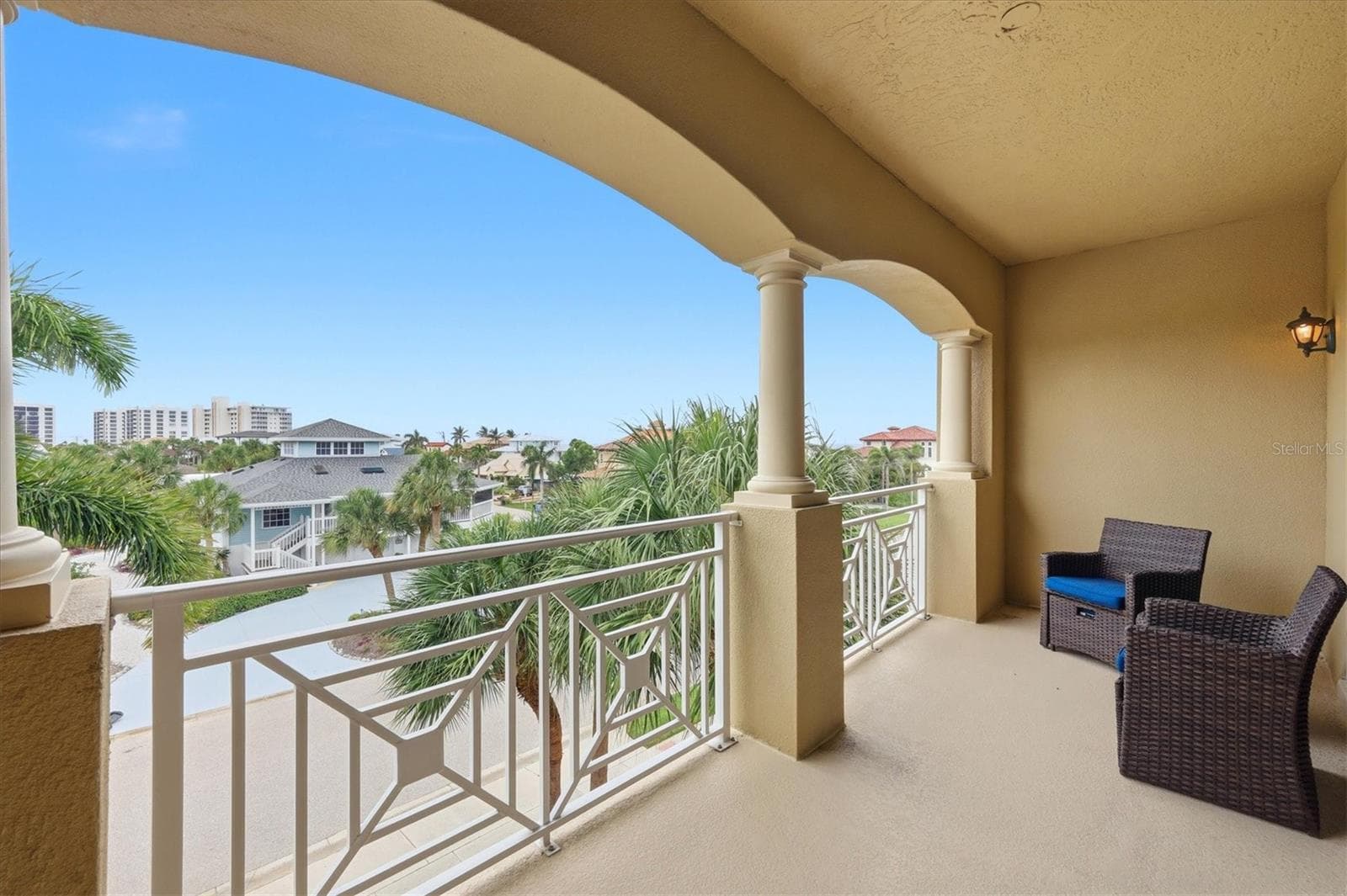 3rd Floor Balcony - 712 GRANADA AVE #2, VENICE