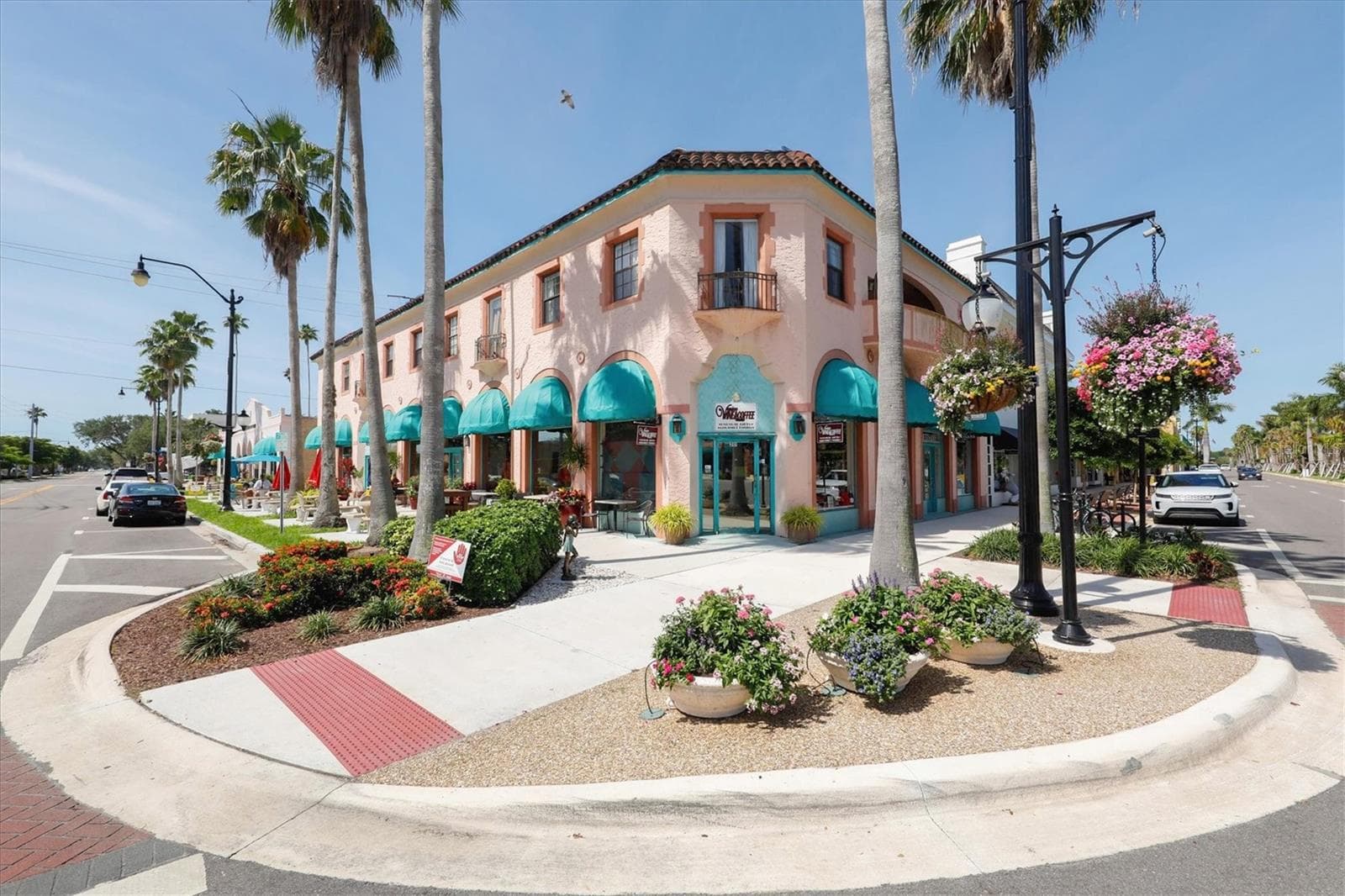 Downtown Venice - 712 GRANADA AVE #2, VENICE