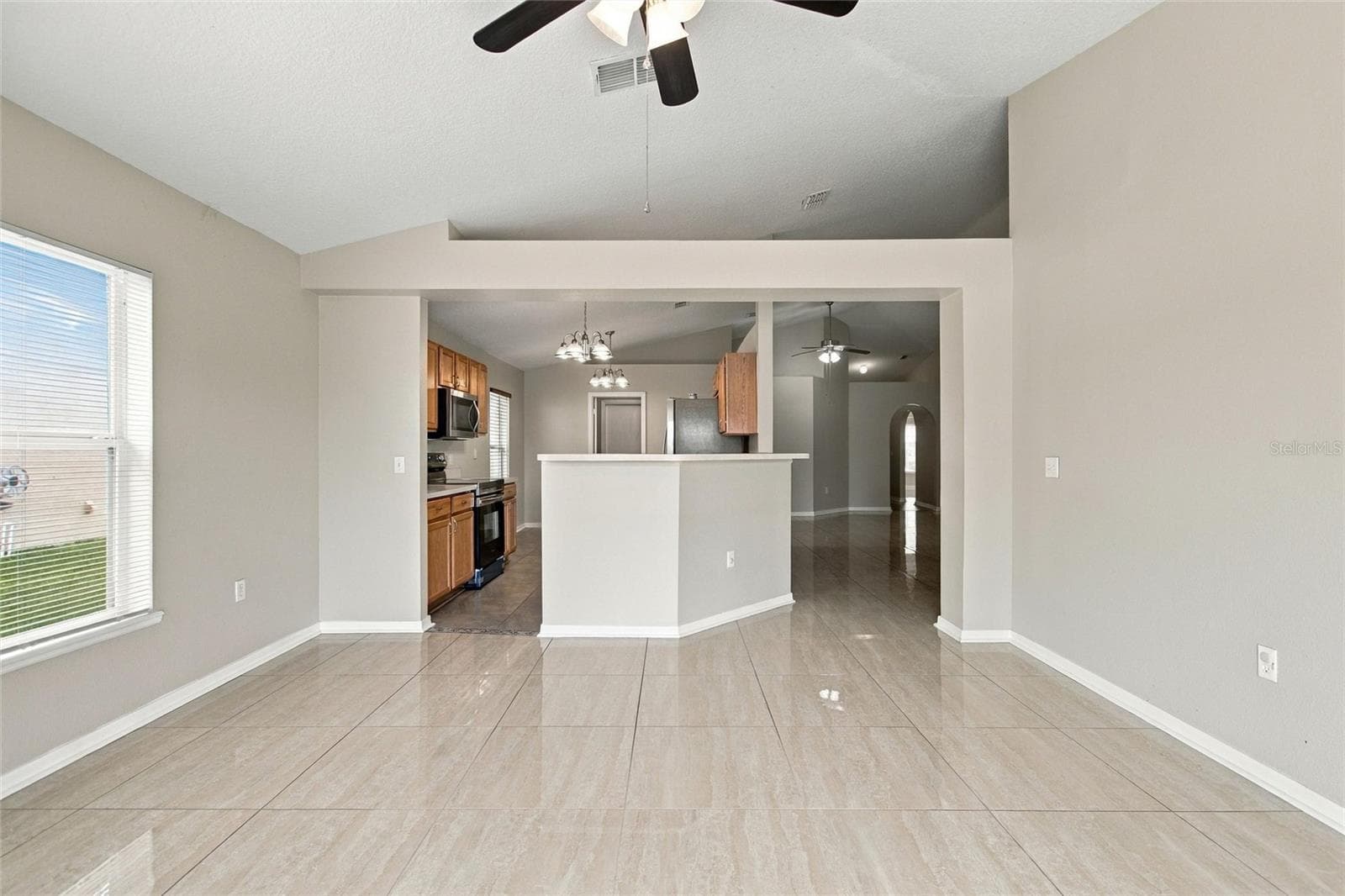 Single Family Residence at 2317 WALNUT CANYON DR, KISSIMMEE, photo 25 of 44