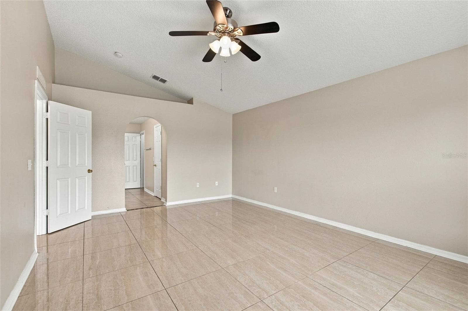 Single Family Residence at 2317 WALNUT CANYON DR, KISSIMMEE, photo 29 of 44