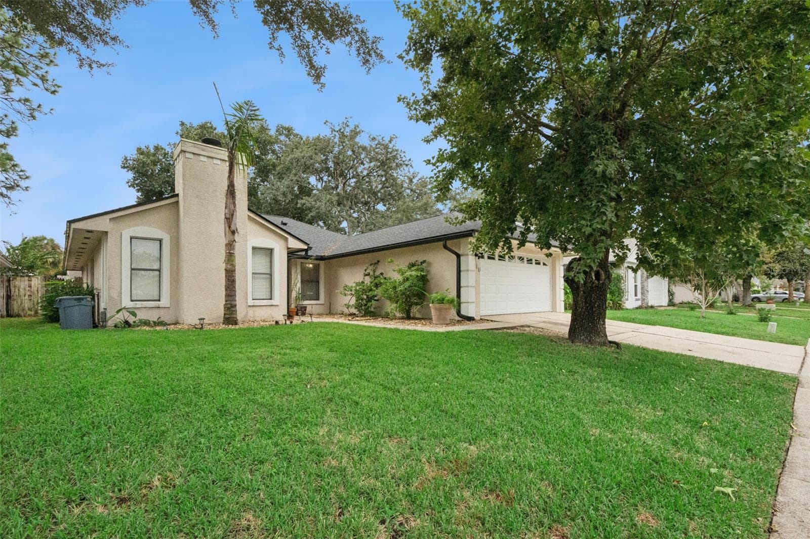 313 ALBA LN