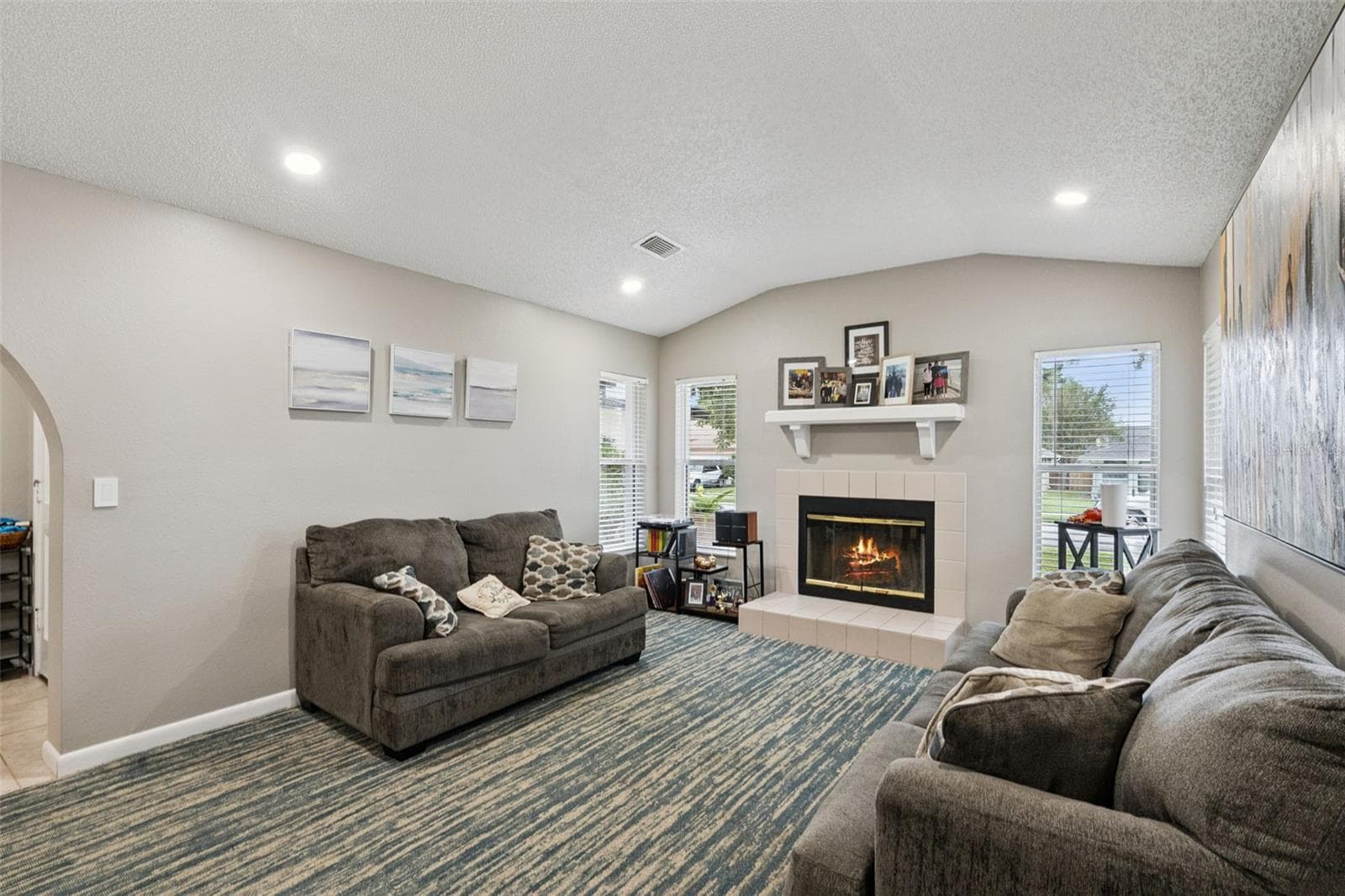 Single Family Residence at 313 ALBA LN, LAKE MARY, photo 4 of 28