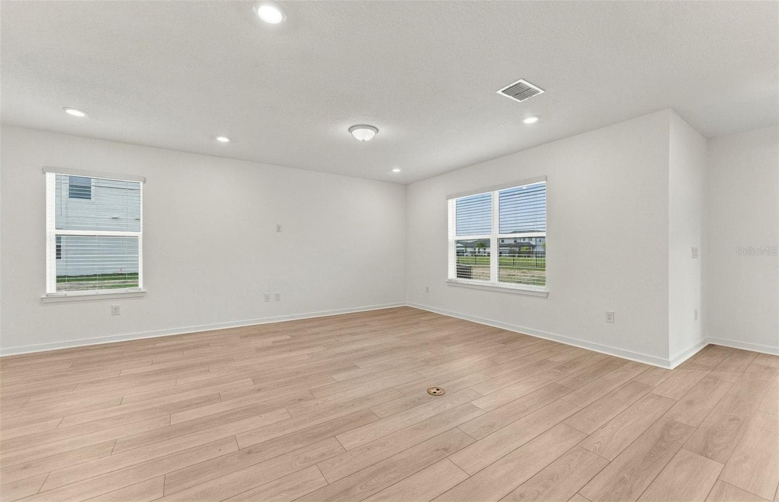 Gathering Room - 11334 MEADOW RIVER WAY, PARRISH
