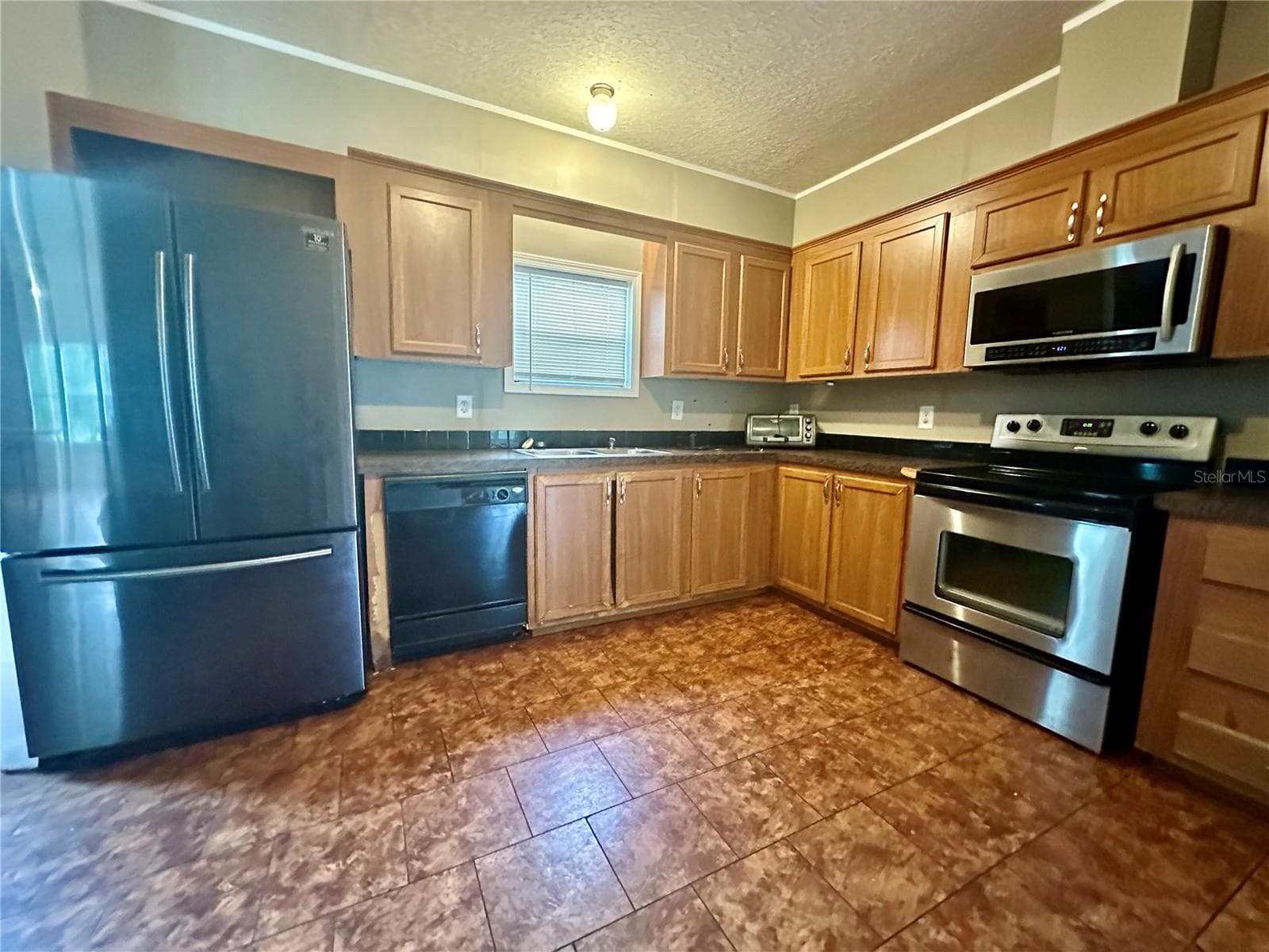 Manufactured Home at 4752 W STATE ROAD 235, LA CROSSE, photo 19 of 40