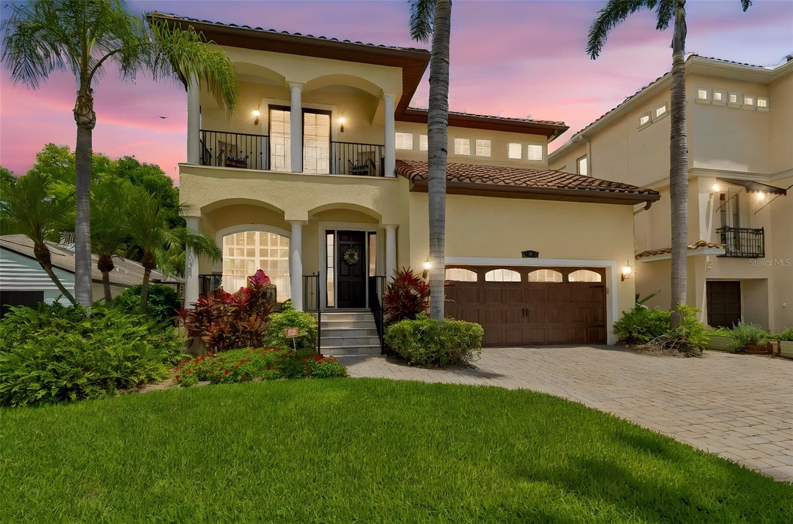 107 BERMUDA AVE