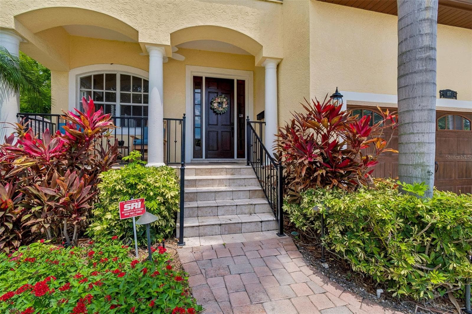 Single Family Residence at 107 BERMUDA AVE, TAMPA, photo 3 of 58