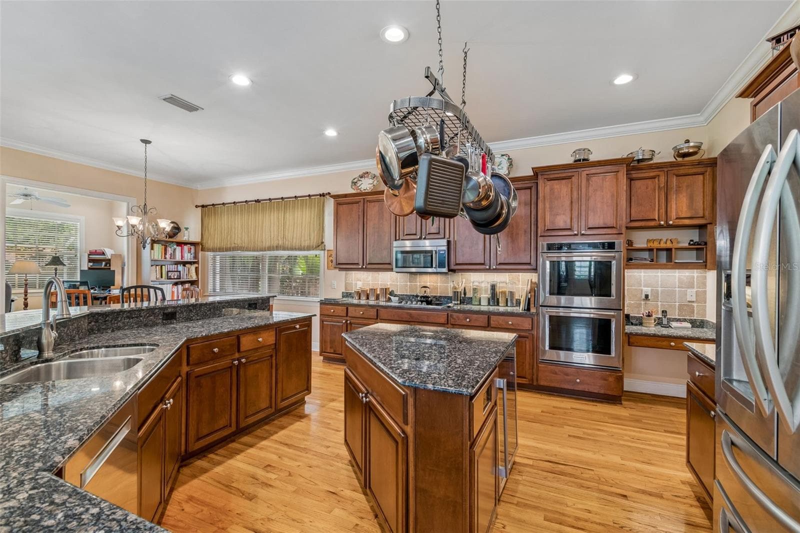 Single Family Residence at 107 BERMUDA AVE, TAMPA, photo 20 of 58