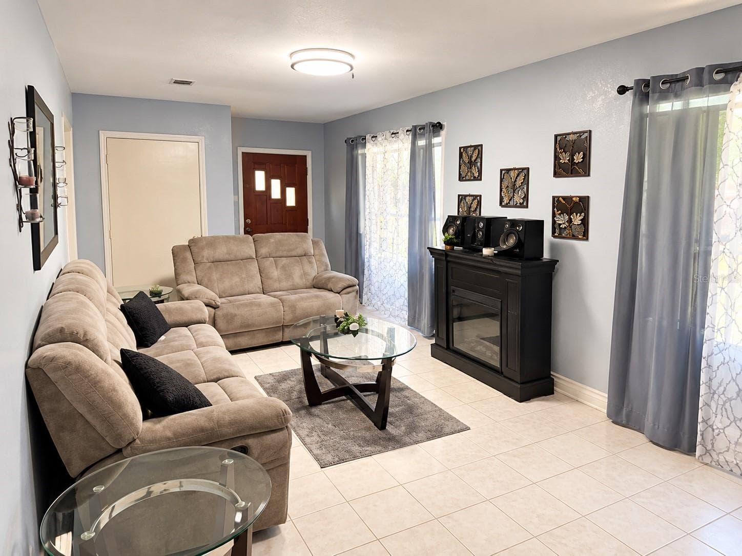 Single Family Residence at 213 OLEANDER DR, LAKE WALES, photo 2 of 8