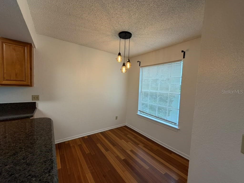 Dinning Room - 1037 S HIAWASSEE RD #2824, ORLANDO