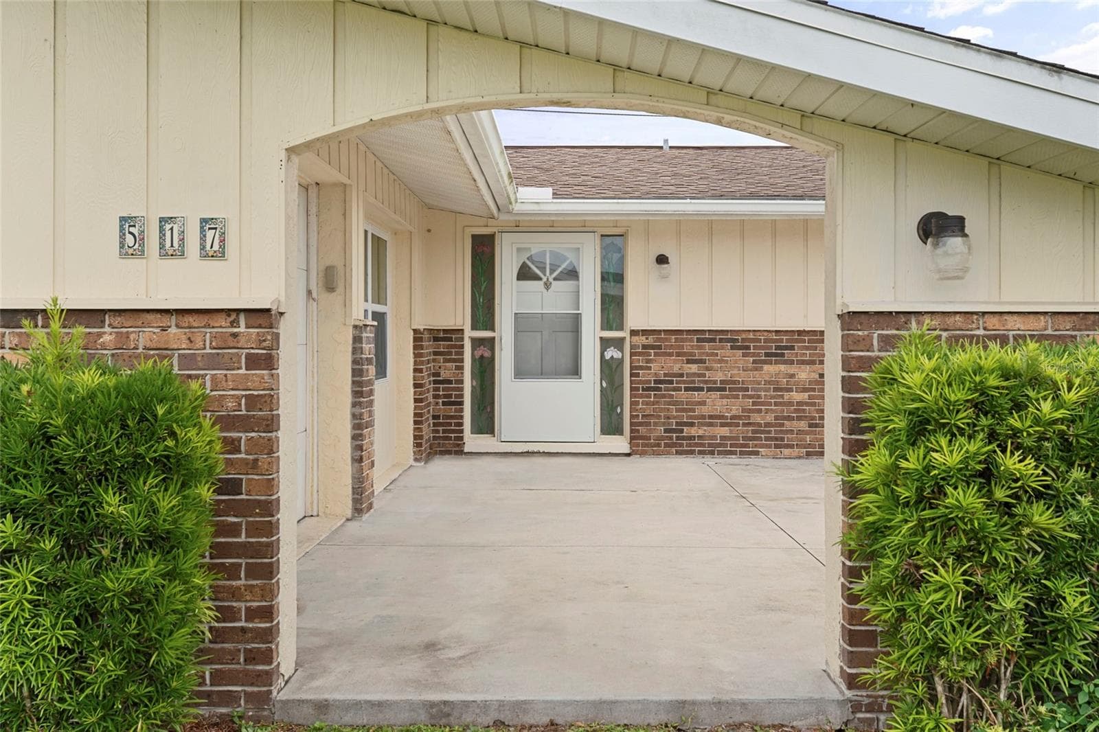 Single Family Residence at 517 PEACH STREET, VENICE, photo 4 of 40