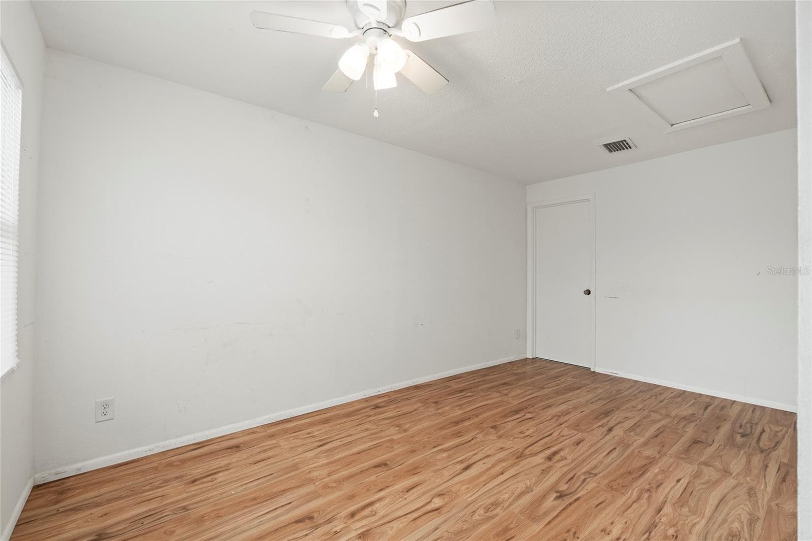 Single Family Residence at 517 PEACH STREET, VENICE, photo 16 of 40