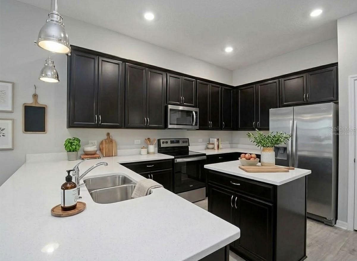 Virtually staged - 8576 POWDER RIDGE TRL, WINDERMERE