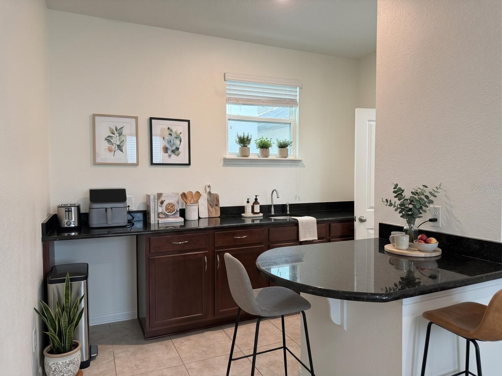 Virtually staged - 8576 POWDER RIDGE TRL, WINDERMERE