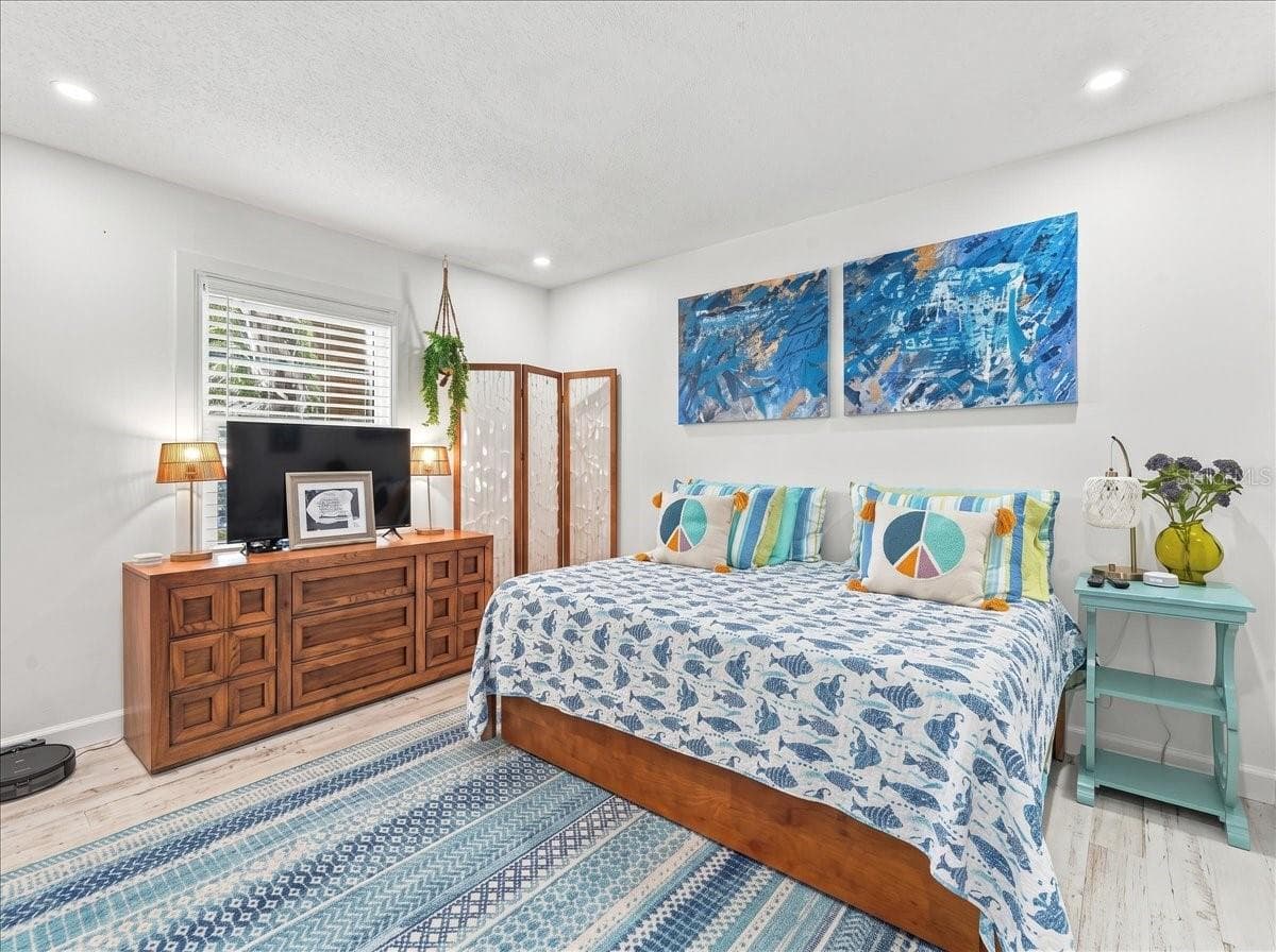 Condominium at 5153 SALMON DR SE #B, ST PETERSBURG, photo 21 of 50