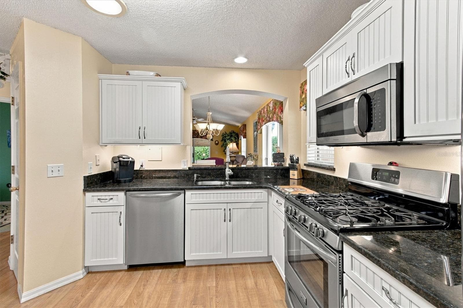 Kitchen range view - 1115 SAN BERNARDO RD, THE VILLAGES
