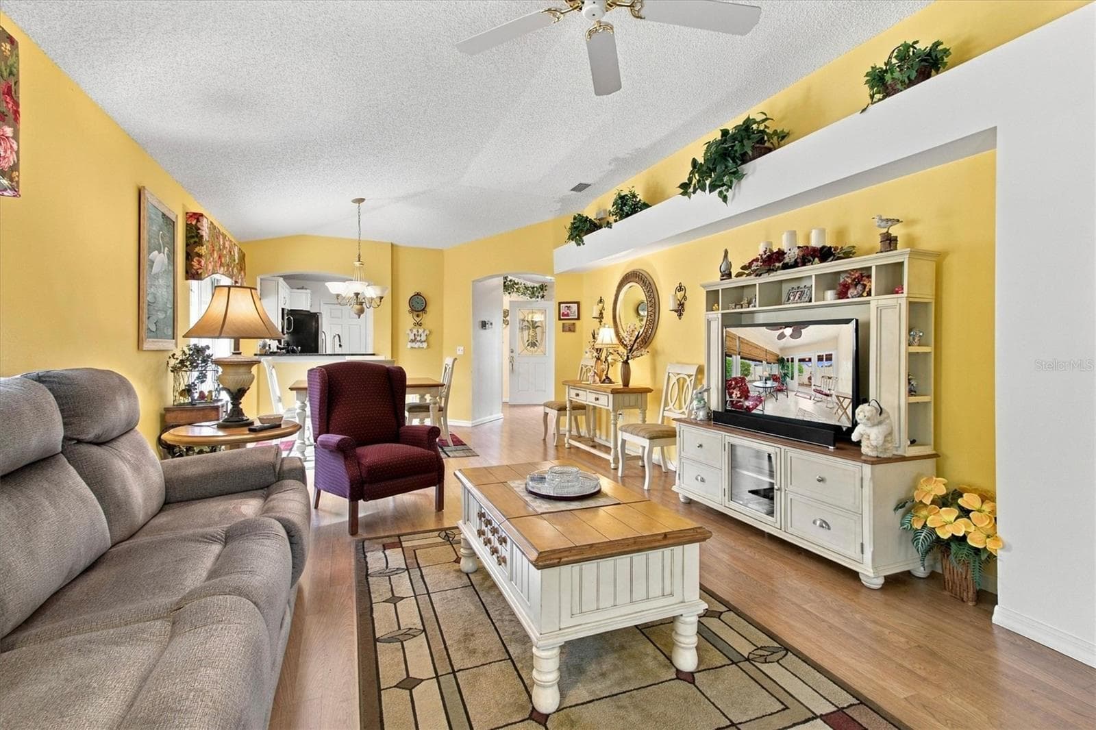 Living room - 1115 SAN BERNARDO RD, THE VILLAGES