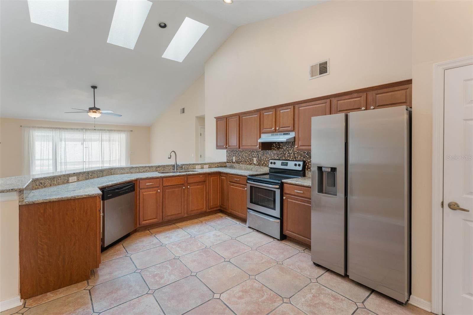 Single Family Residence at 3845 GATLIN PLACE CIR, ORLANDO, photo 5 of 30