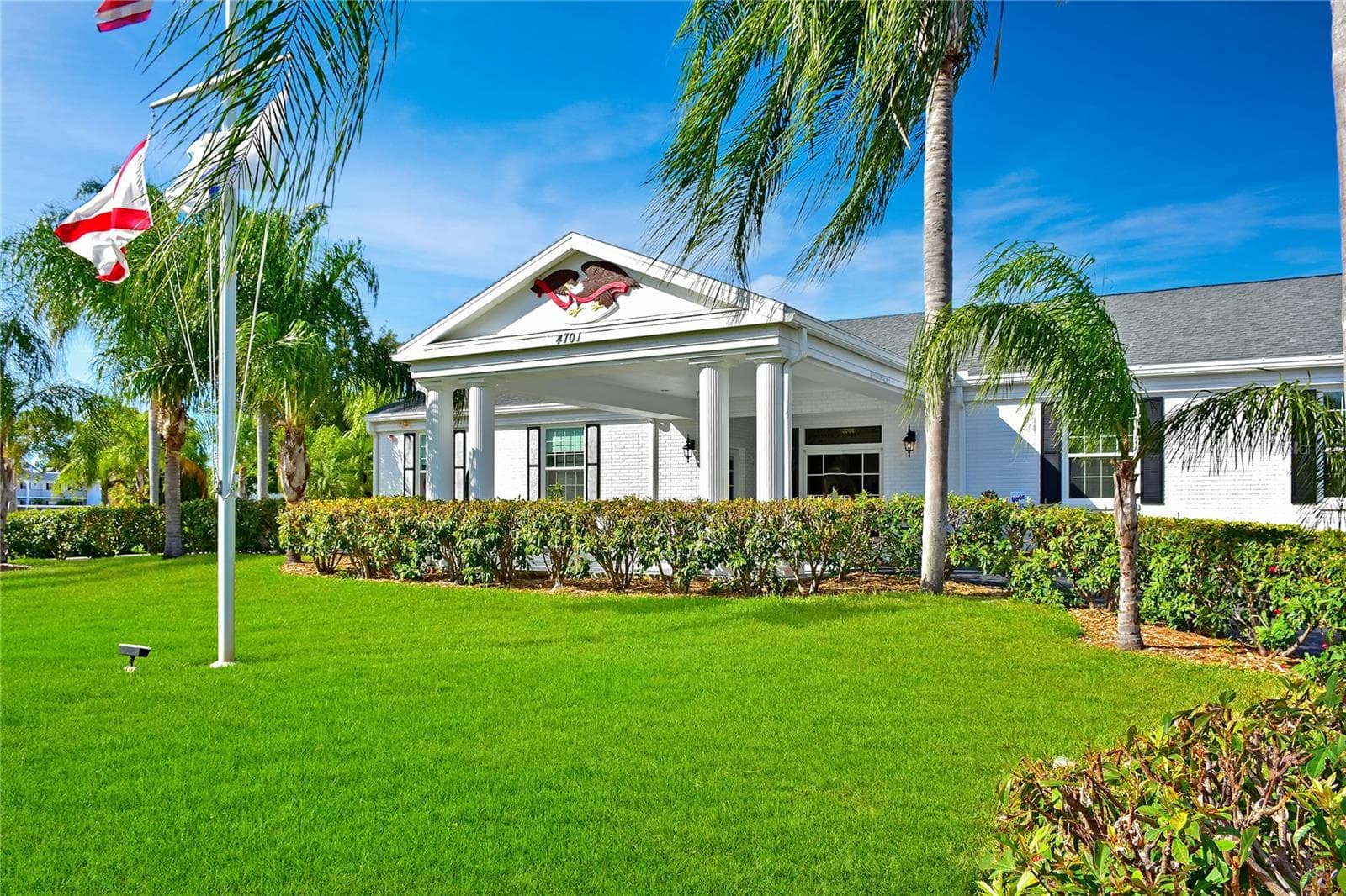 Mt Vernon clubhouse entrance - 9413 CONCORD CIR, BRADENTON