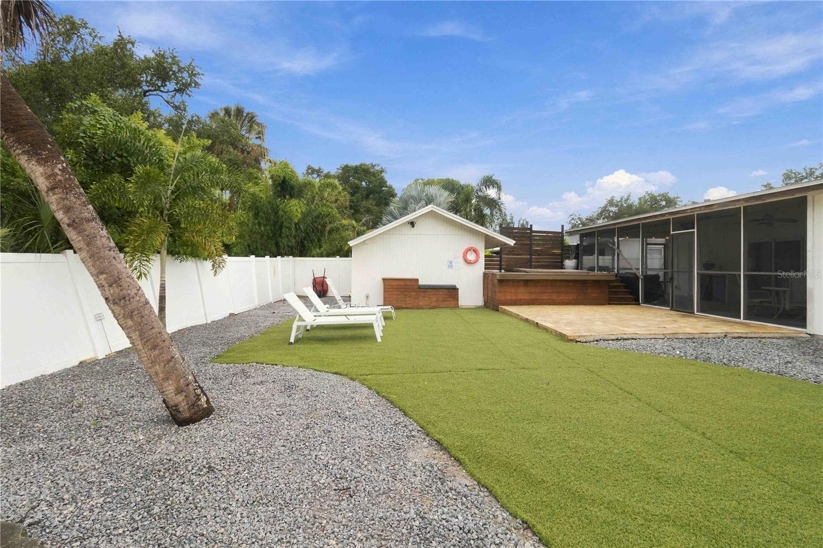 Single Family Residence at 6339 S LANSDALE CIR, TAMPA, photo 23 of 35