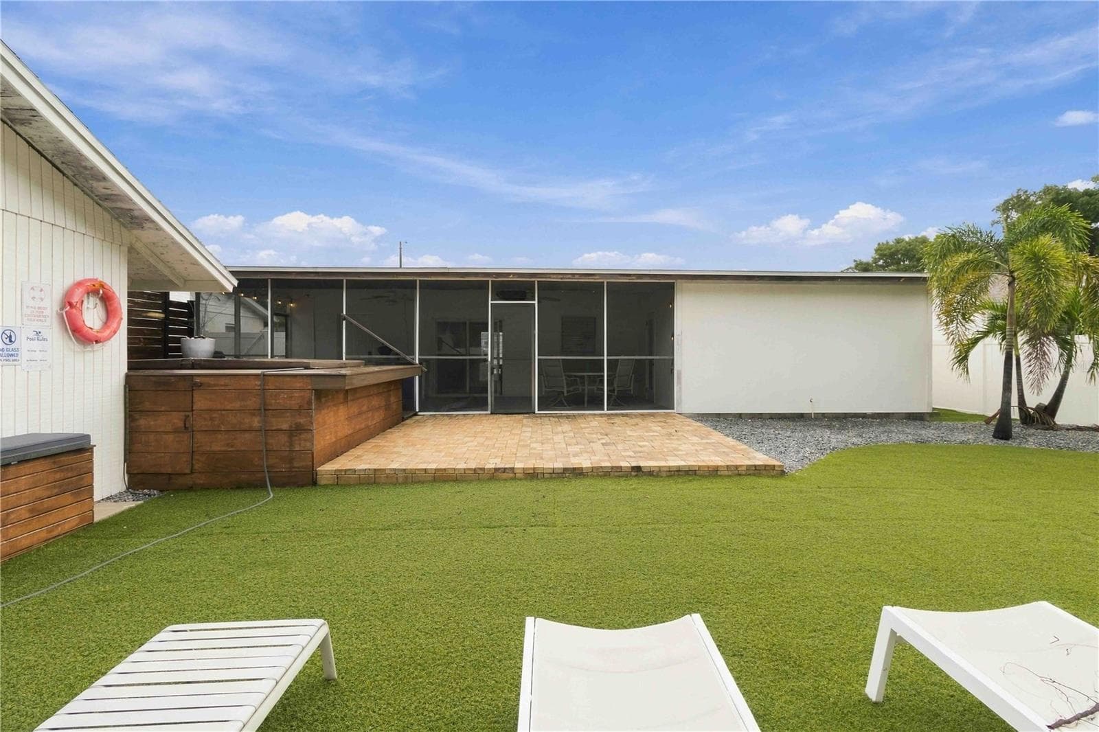 Single Family Residence at 6339 S LANSDALE CIR, TAMPA, photo 27 of 35