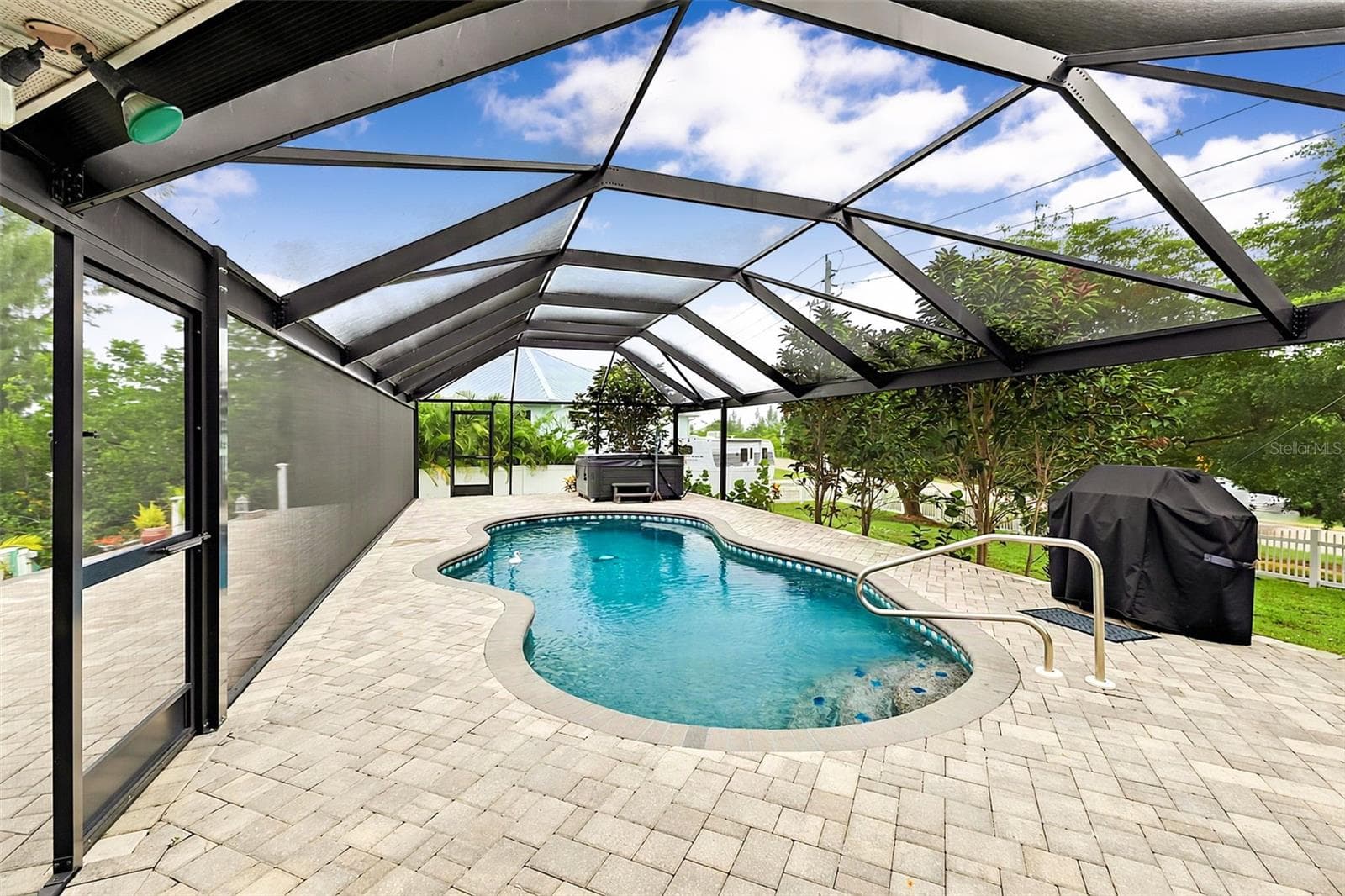 Screened Pool and Lanai - 614 RIO VILLA DR, PUNTA GORDA