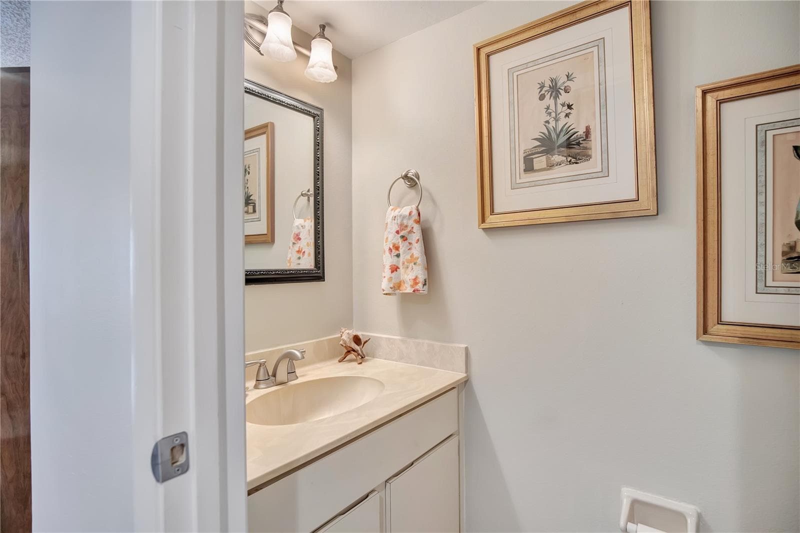 Townhouse at 135 HERON BAY CIR, LAKE MARY, photo 16 of 39