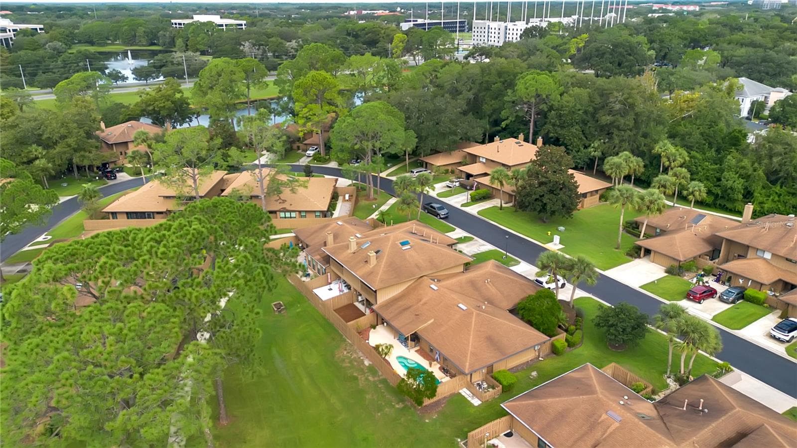 Townhouse at 135 HERON BAY CIR, LAKE MARY, photo 36 of 39