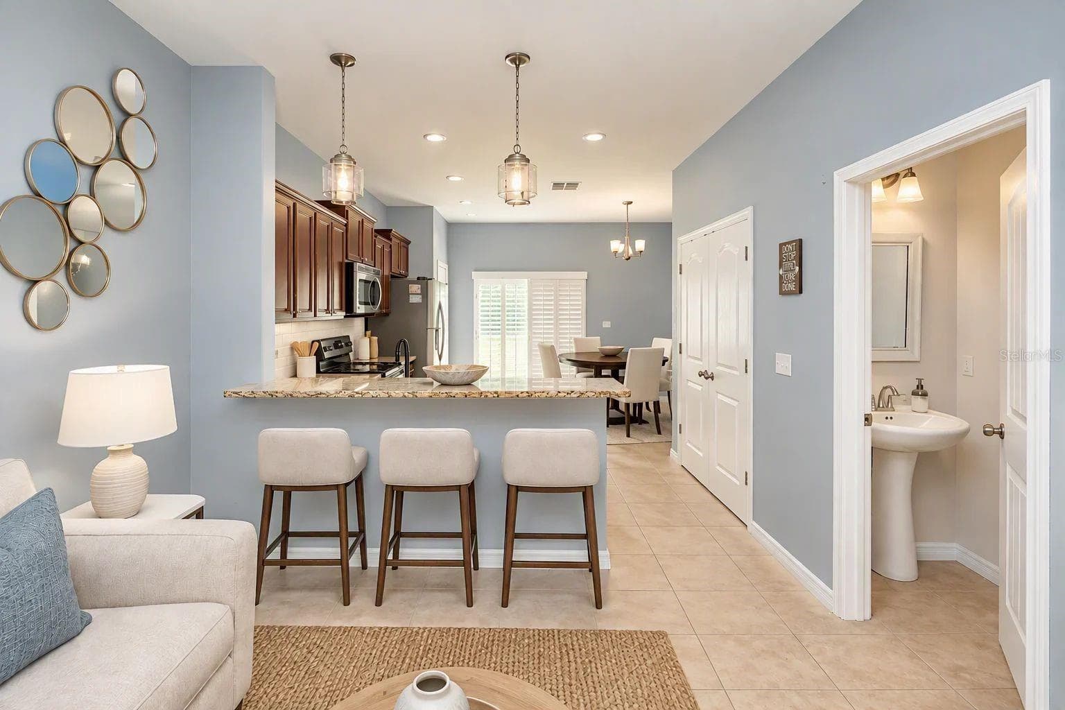 Townhouse at 2709 LANTERN HILL AVE, BRANDON, photo 3 of 10