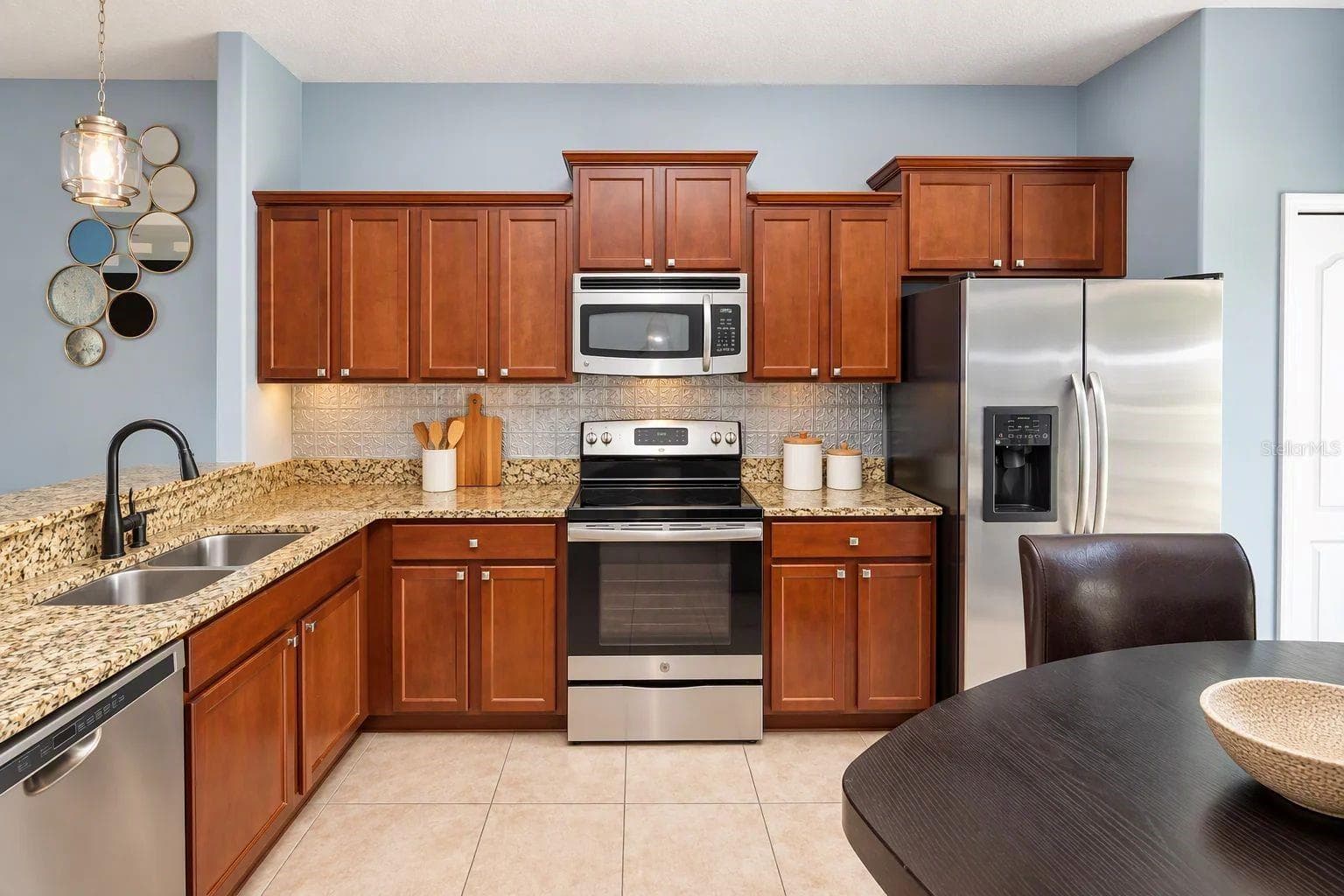Townhouse at 2709 LANTERN HILL AVE, BRANDON, photo 5 of 10