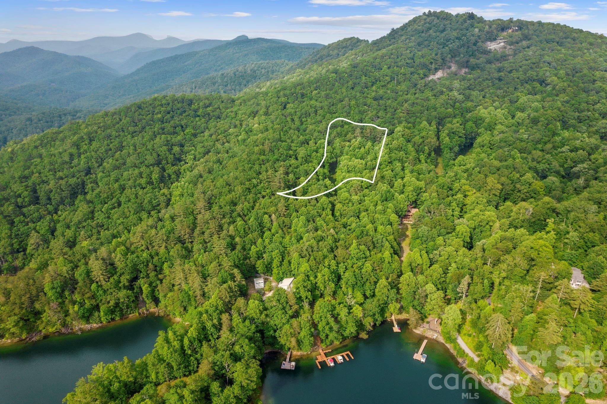 Image shows approximate property lines.  Not to be used as a survey and is not guaranteed to be exact - Lt 10 Von Trapp Lane, Tuckasegee
