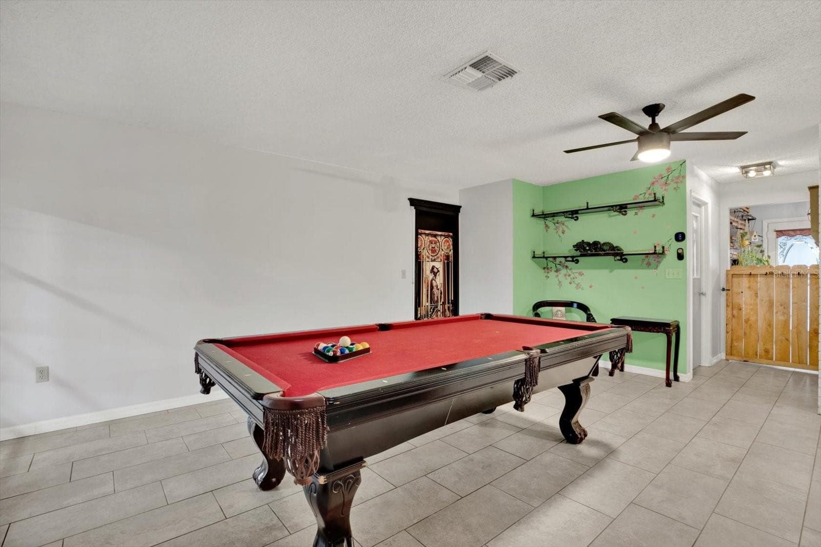 Single Family Residence at 13100 WESTERN CIR, HUDSON, photo 13 of 44