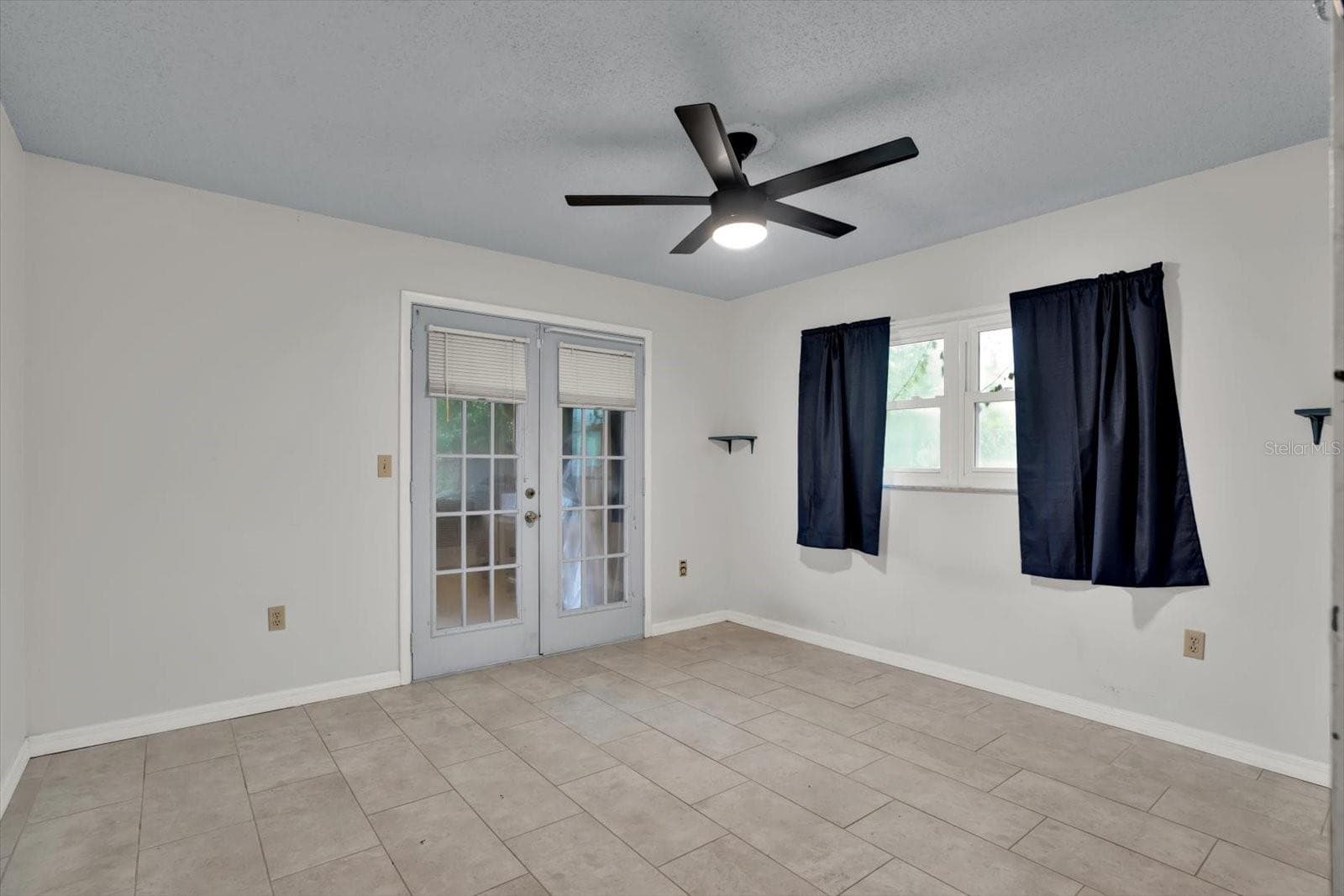 Single Family Residence at 13100 WESTERN CIR, HUDSON, photo 24 of 44