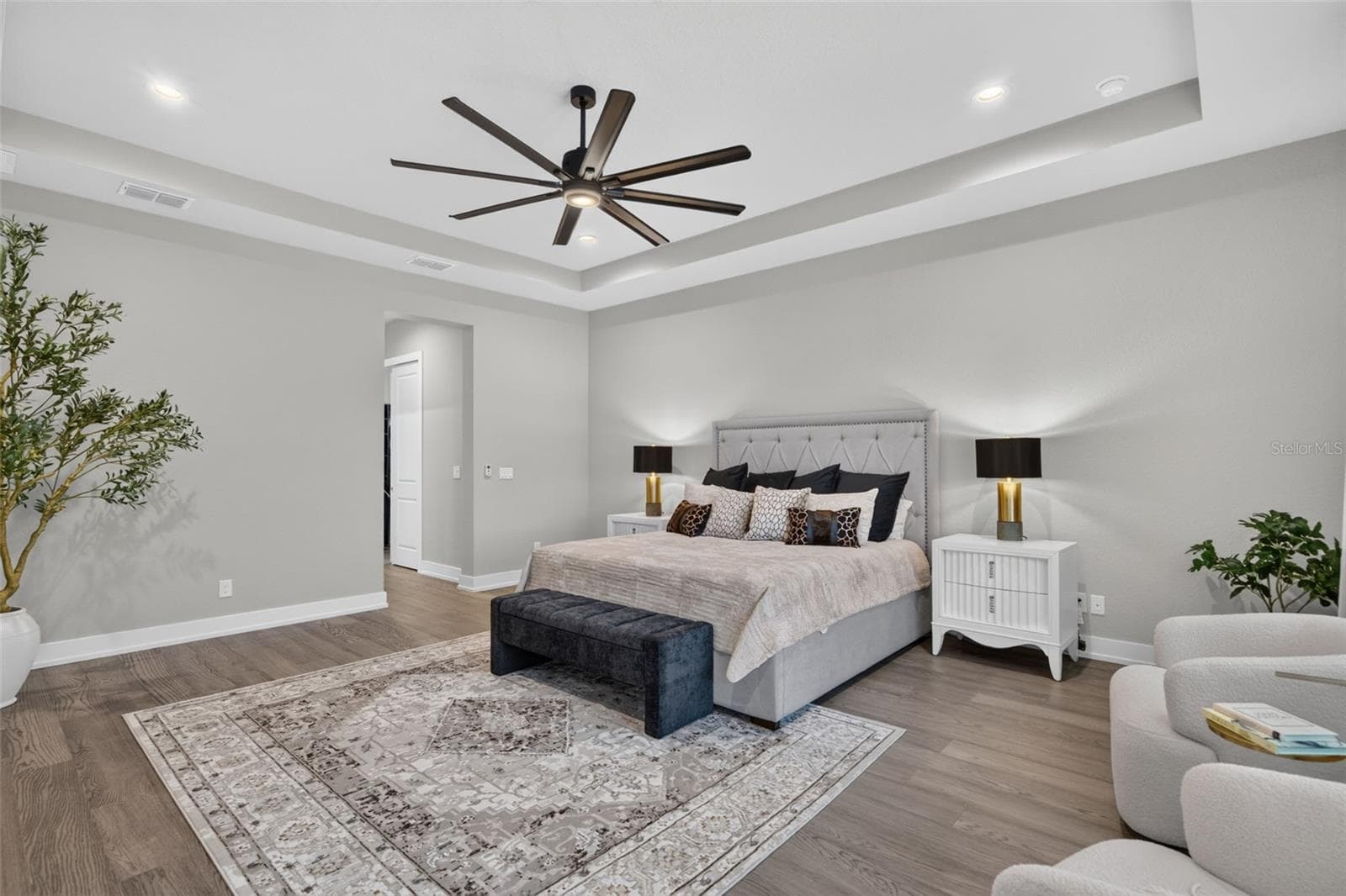 Elegant Primary Bedroom - 8448 CANE BAY CT, LAKEWOOD RANCH