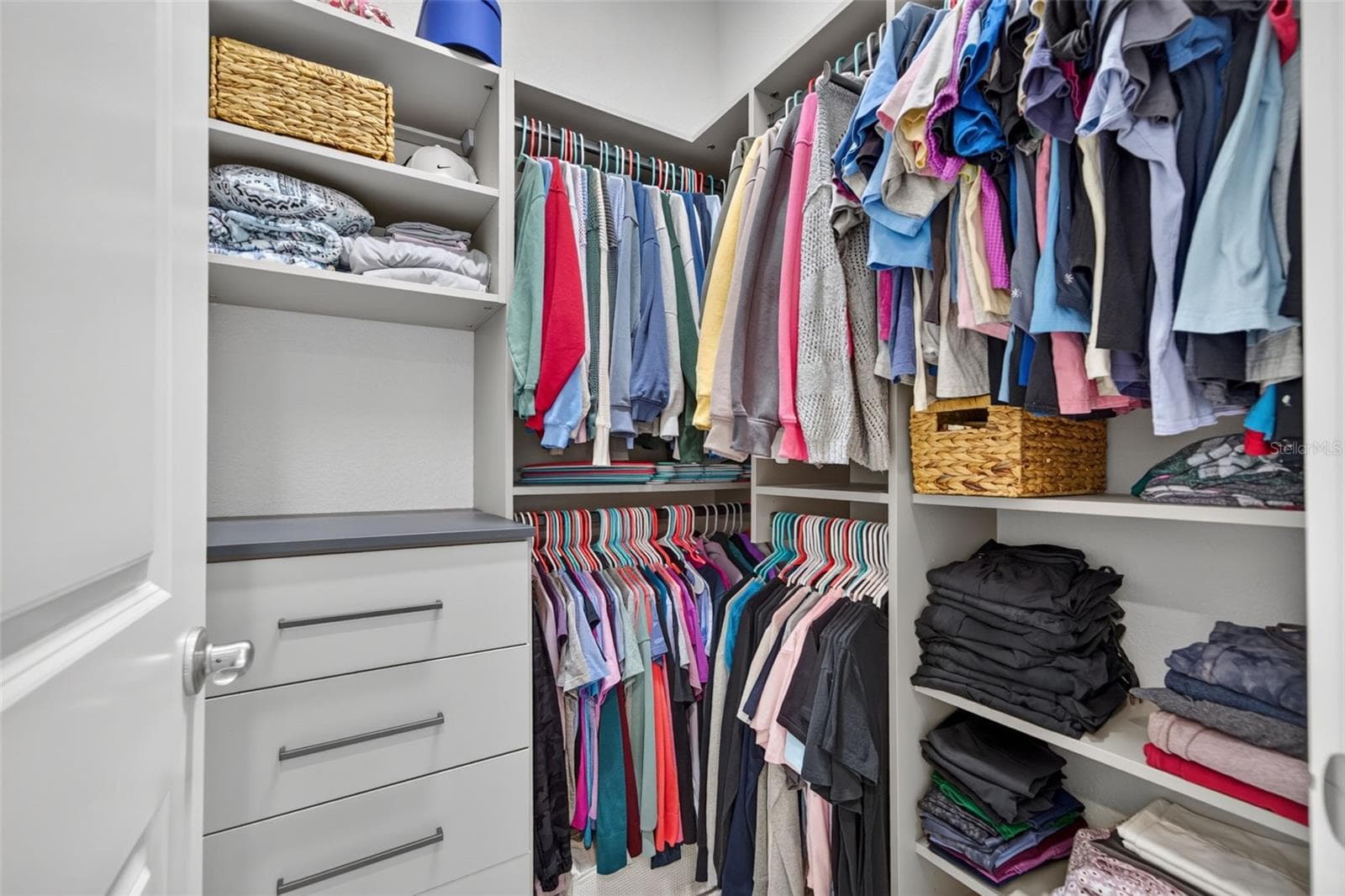 Walk-in Closet - 8448 CANE BAY CT, LAKEWOOD RANCH