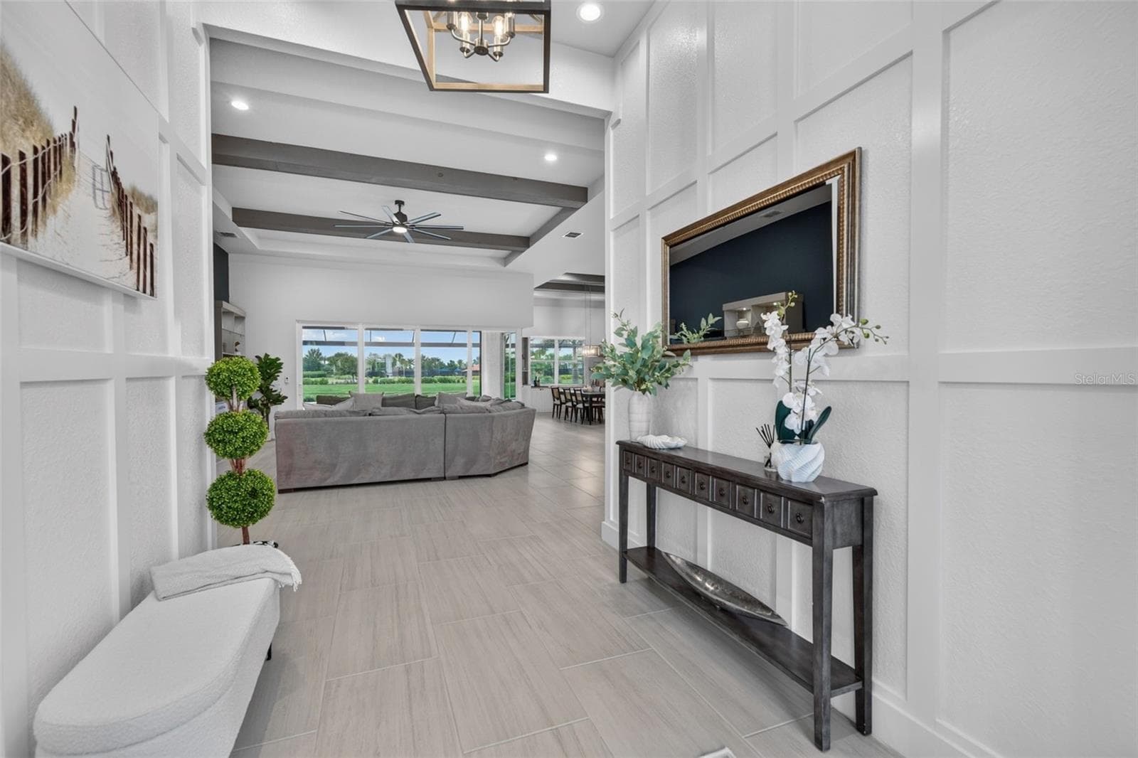 Foyer Overlooking Great Room - 8448 CANE BAY CT, LAKEWOOD RANCH