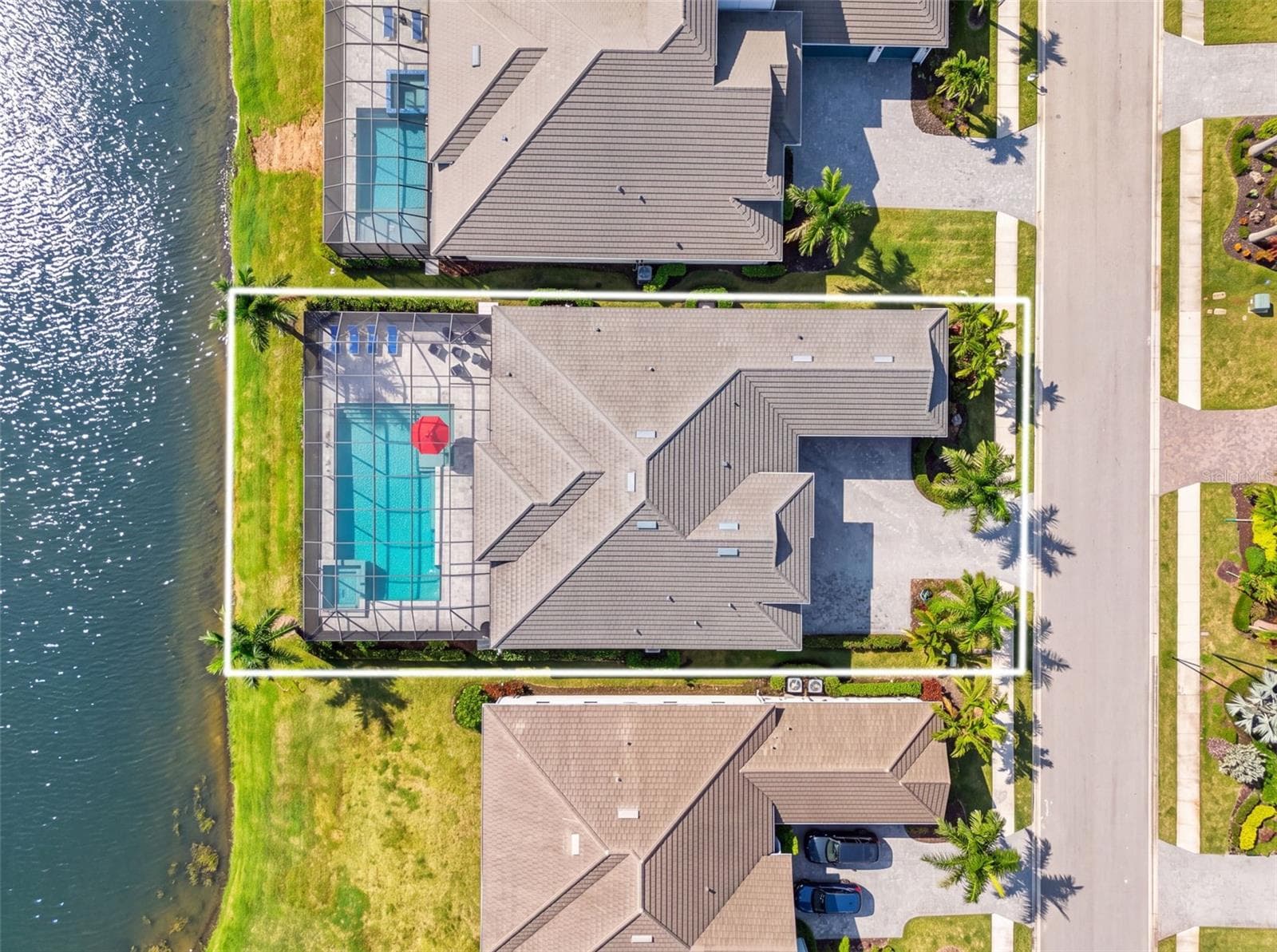 Single Family Residence at 8448 CANE BAY CT, LAKEWOOD RANCH, photo 83 of 100