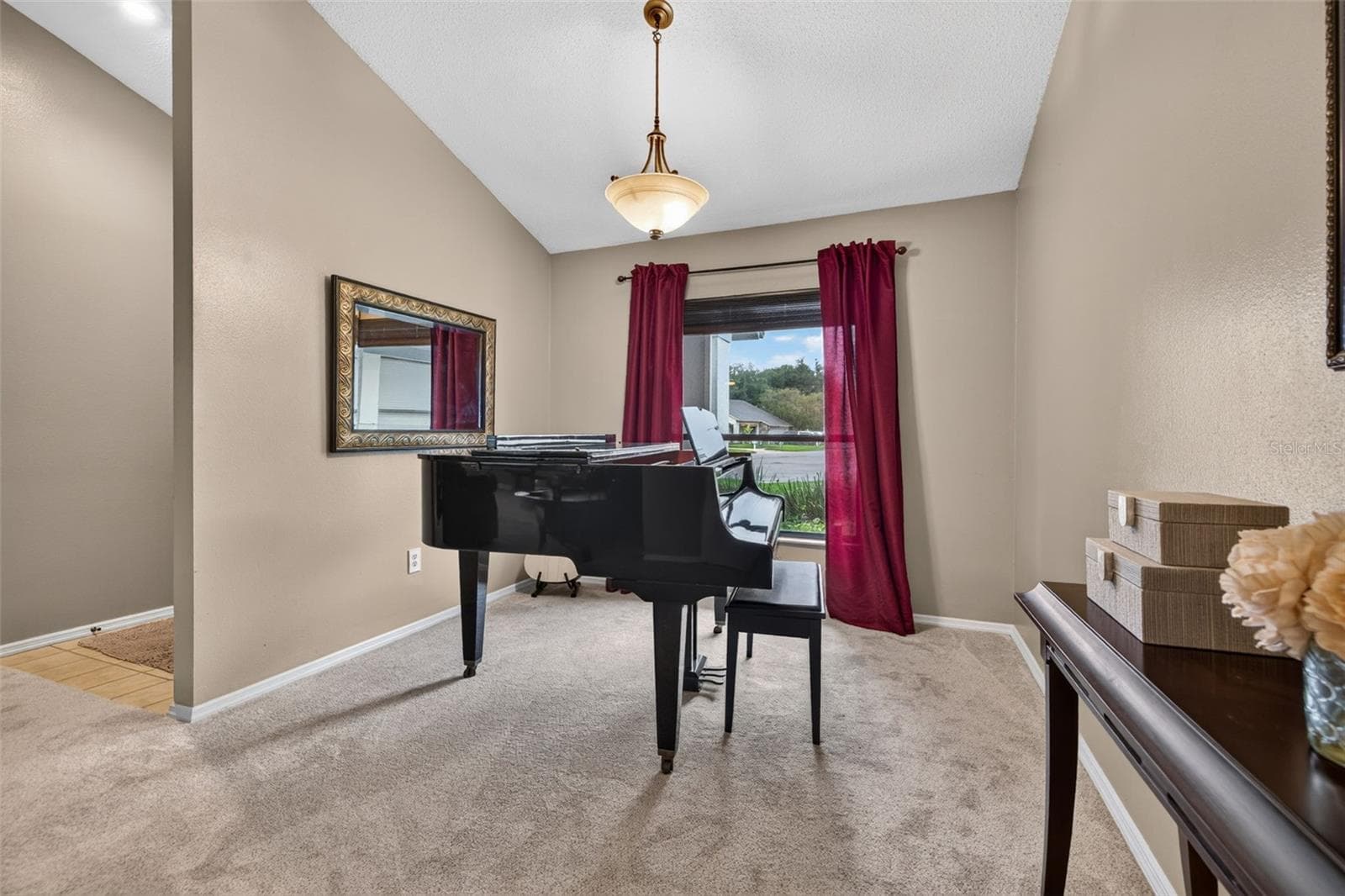 Single Family Residence at 18301 BIG POND WAY, TAMPA, photo 9 of 40