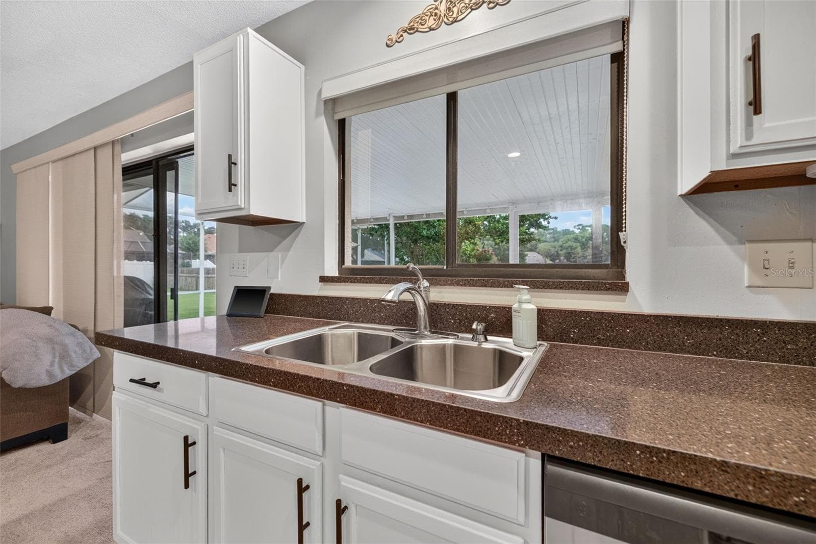 Single Family Residence at 18301 BIG POND WAY, TAMPA, photo 13 of 40