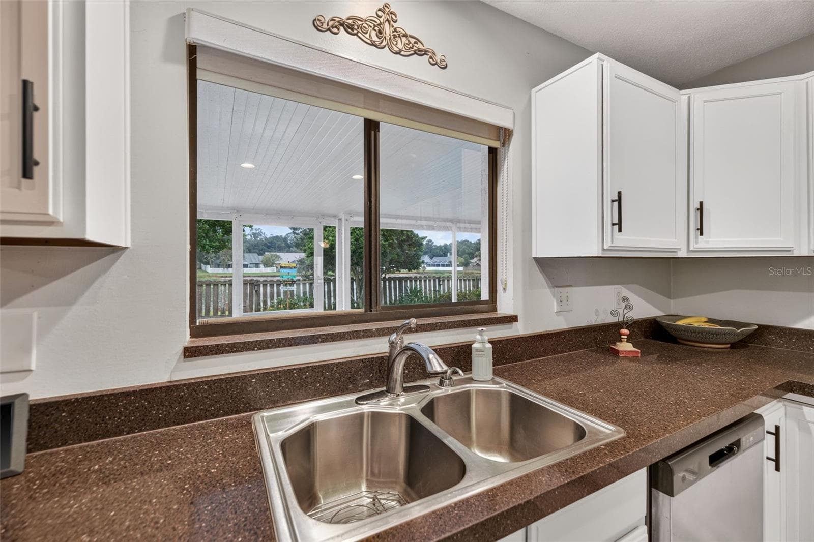 Single Family Residence at 18301 BIG POND WAY, TAMPA, photo 14 of 40