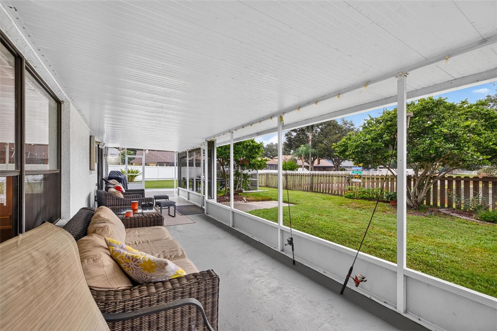 Single Family Residence at 18301 BIG POND WAY, TAMPA, photo 28 of 40