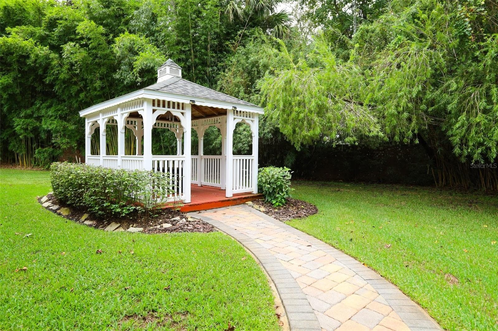 Gazebo once housed a beautiful hot tub and is fully equipped with electrical to support a new one - 475 VERANDAH CT, WINTER SPRINGS