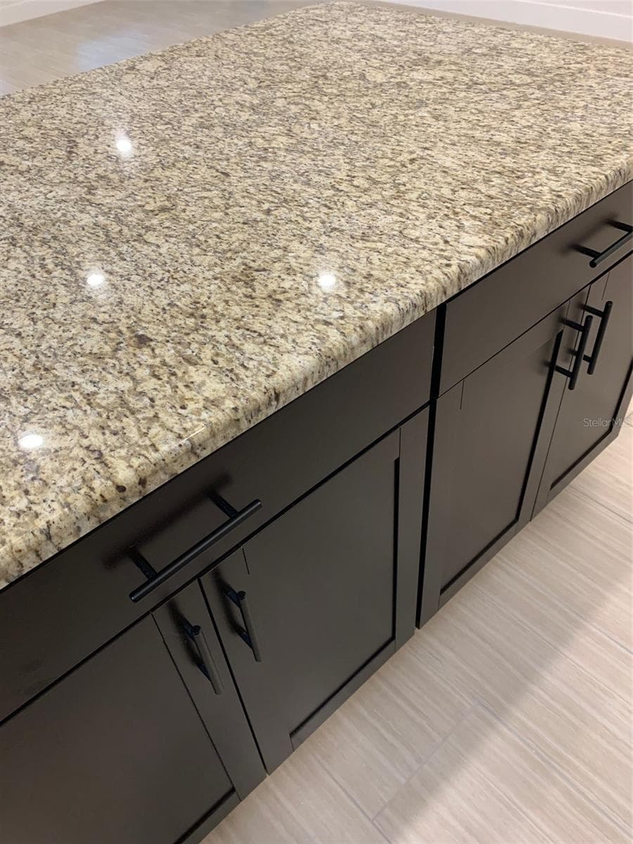 kitchen island - 11619 GRACE RD, WEEKI WACHEE