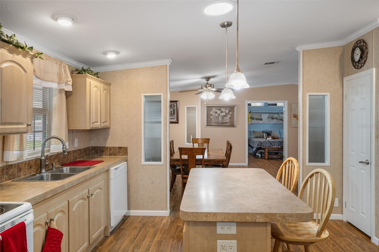 Manufactured Home at 7526 FAIRLANE AVE, BROOKSVILLE, photo 17 of 52
