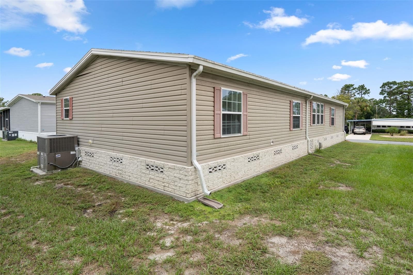 Manufactured Home at 7526 FAIRLANE AVE, BROOKSVILLE, photo 45 of 52