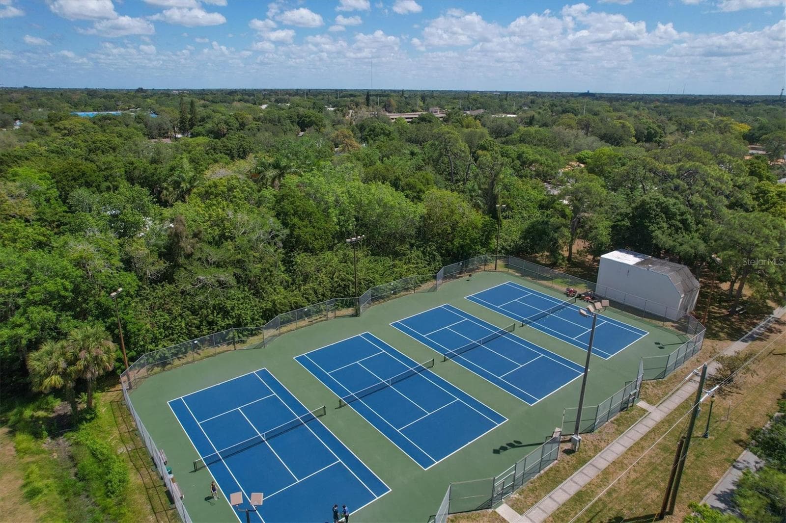 Single Family Residence at 2533 HAWTHORNE ST, SARASOTA, photo 24 of 42