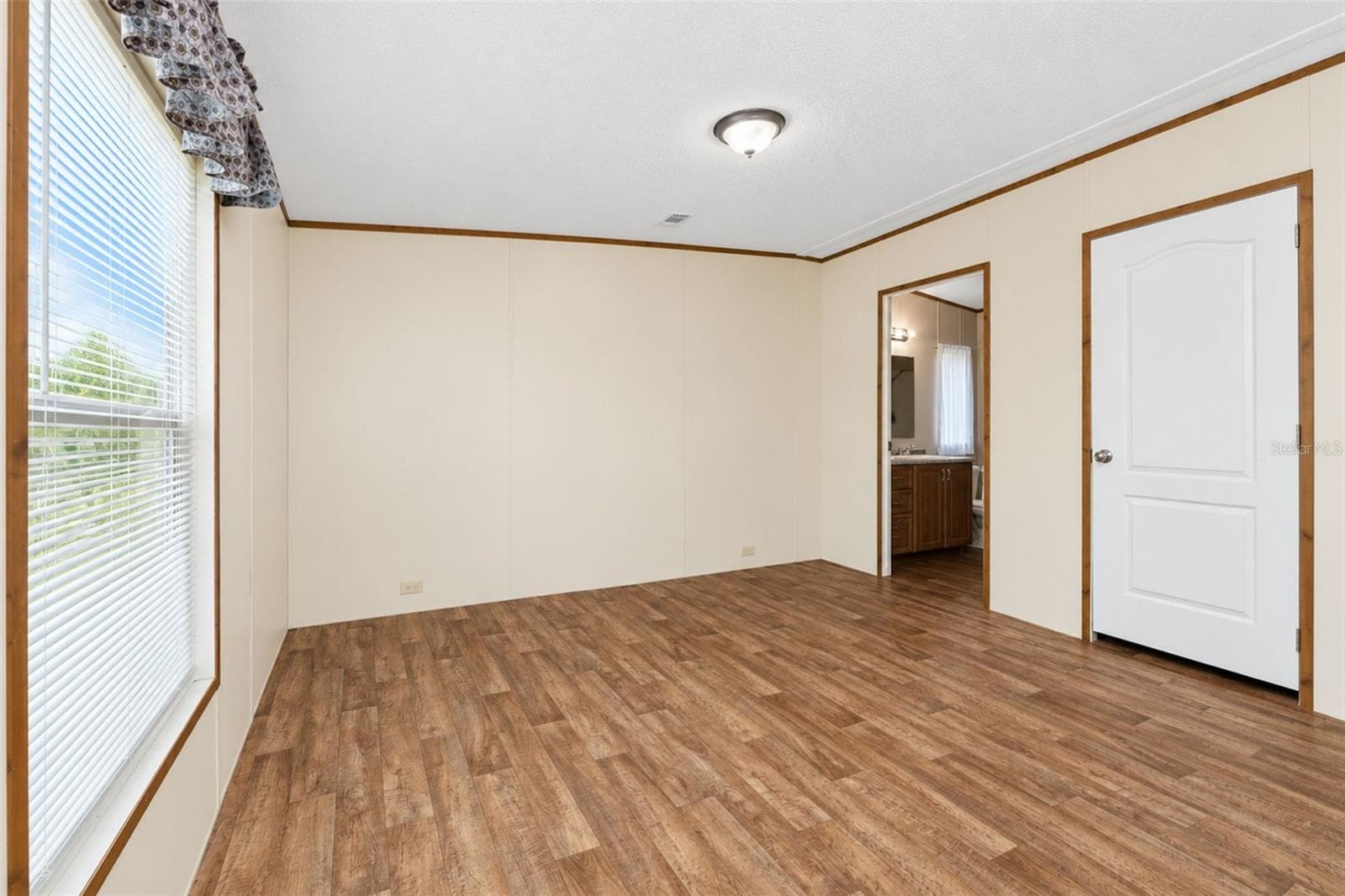 Primary bedroom - 9066 PINEHAVEN WAY, ENGLEWOOD